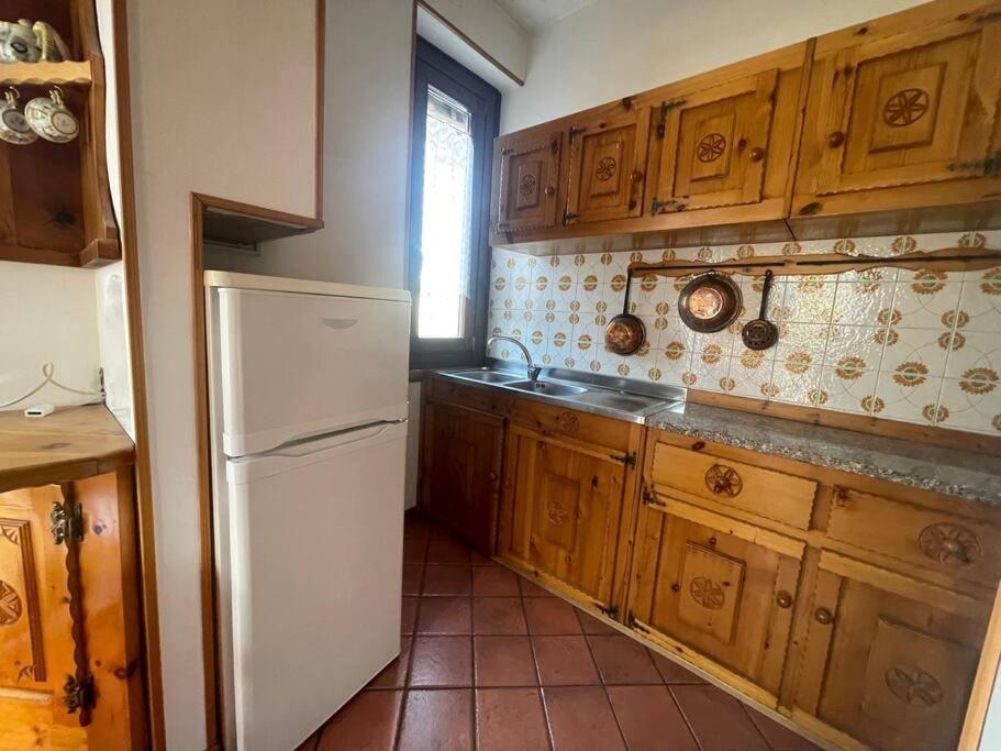 דירות Rustic House אאוסטה מראה חיצוני תמונה